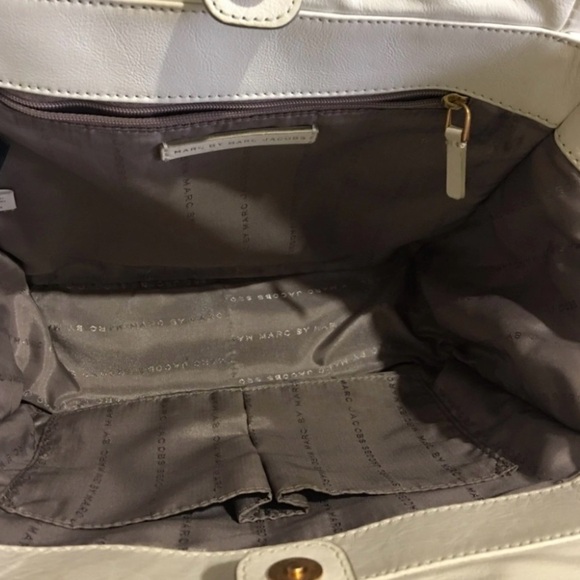 Marc by Marc Jacobs White Leather crossbody handbag - Picture 10 of 13